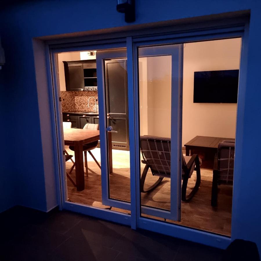 Aksa Residences Vir Bagian luar foto