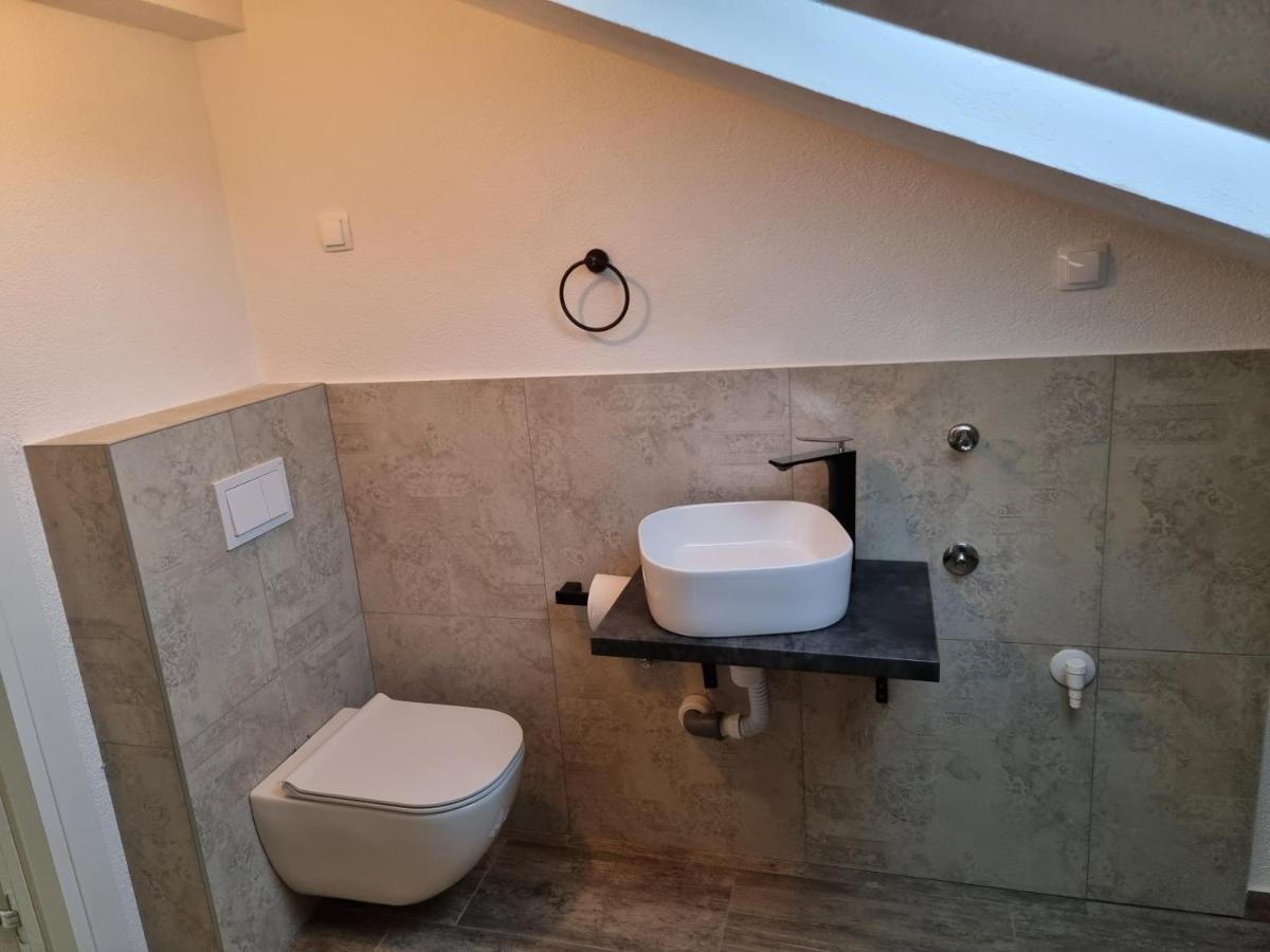 Aksa Residences Vir Bagian luar foto