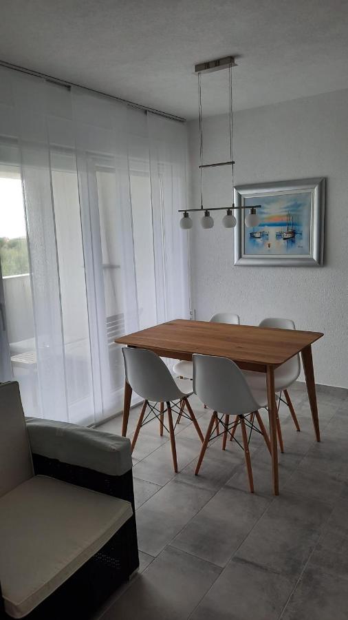 Aksa Residences Vir Bagian luar foto