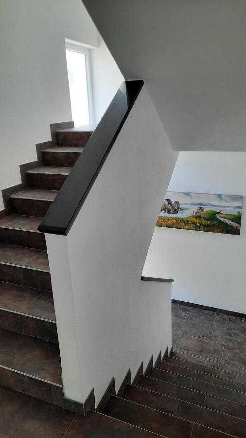 Aksa Residences Vir Bagian luar foto
